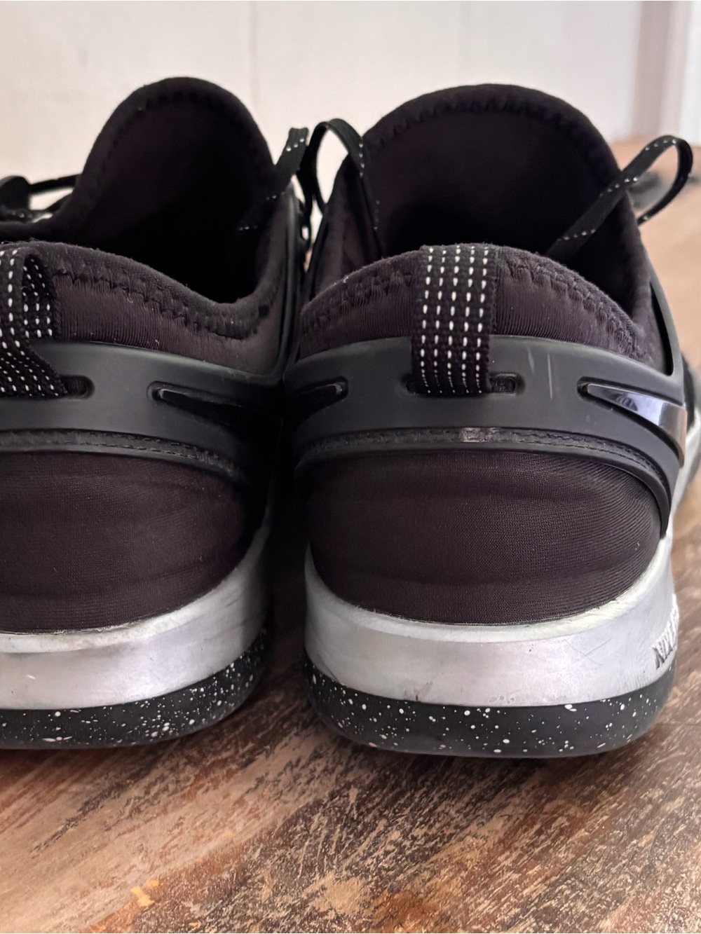 Women's Nike Free TR 7 Selfie Training Shoes Black Chrome 8.5 EUC - Picture 6 of 8